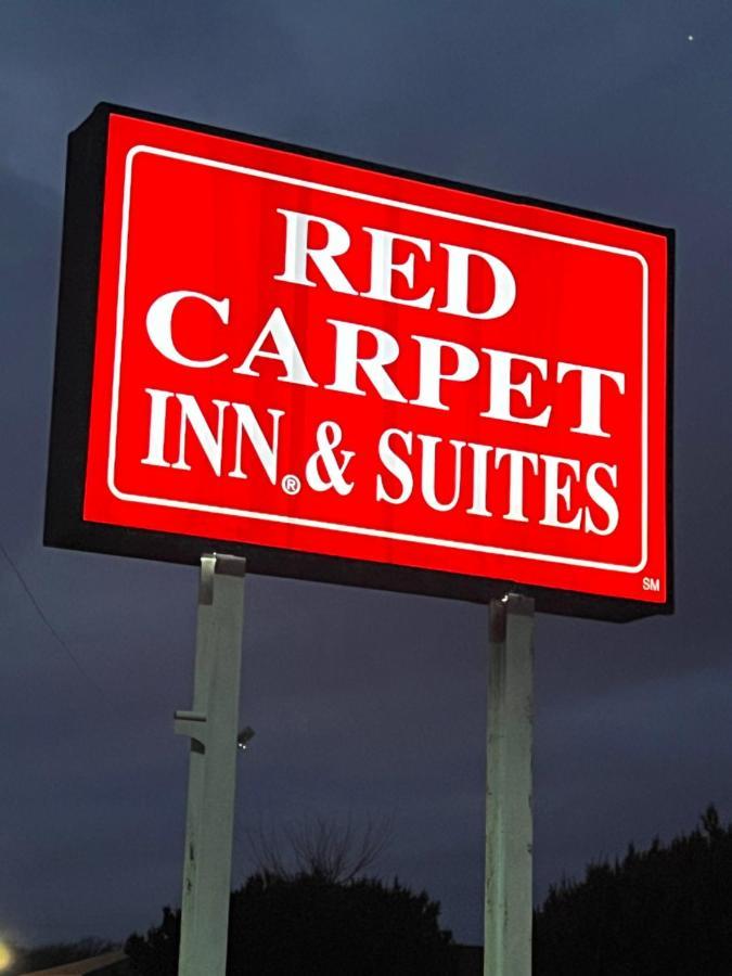 Red Carpet Inn & Suites Wrightstown Экстерьер фото